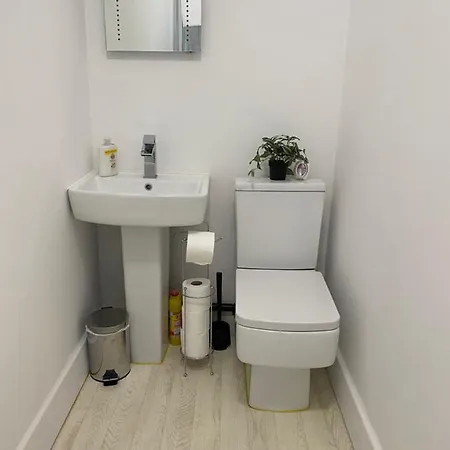 2D Spv Double En-Suite Room Wakefield Exterior photo